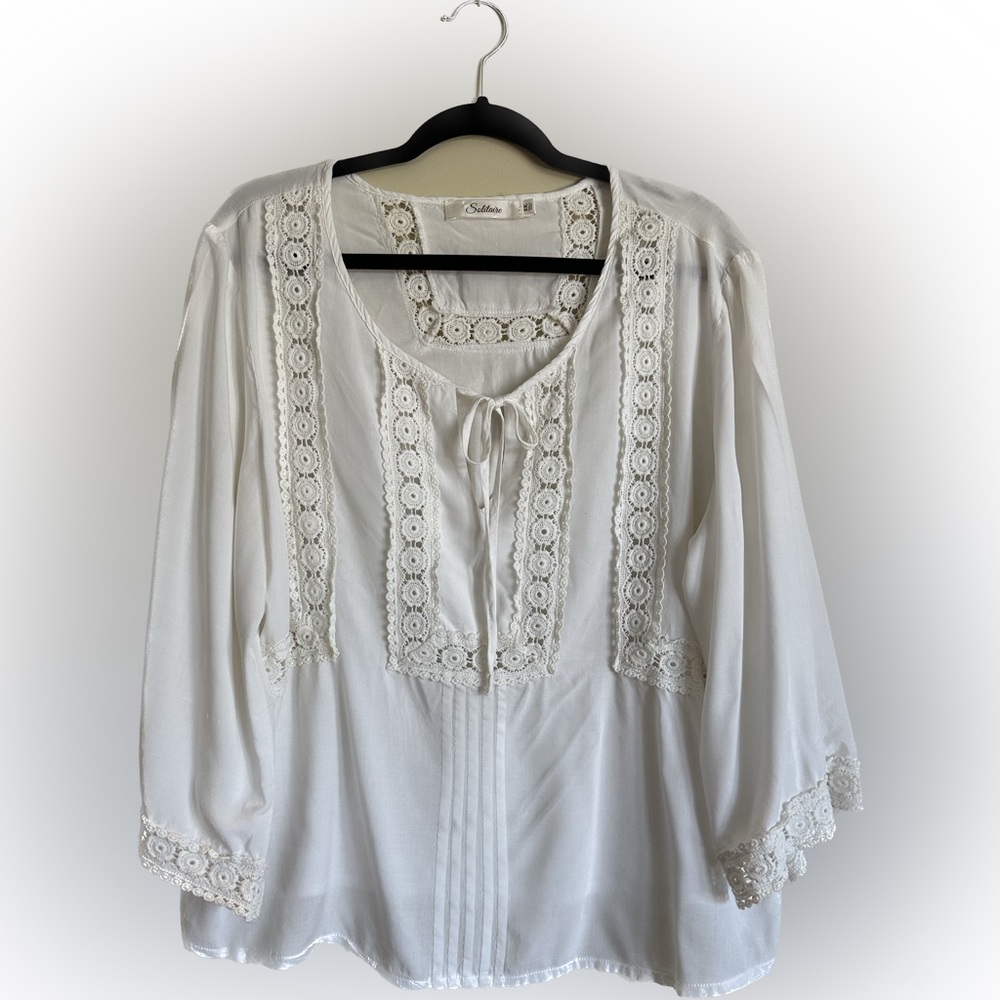 Women’s shirt